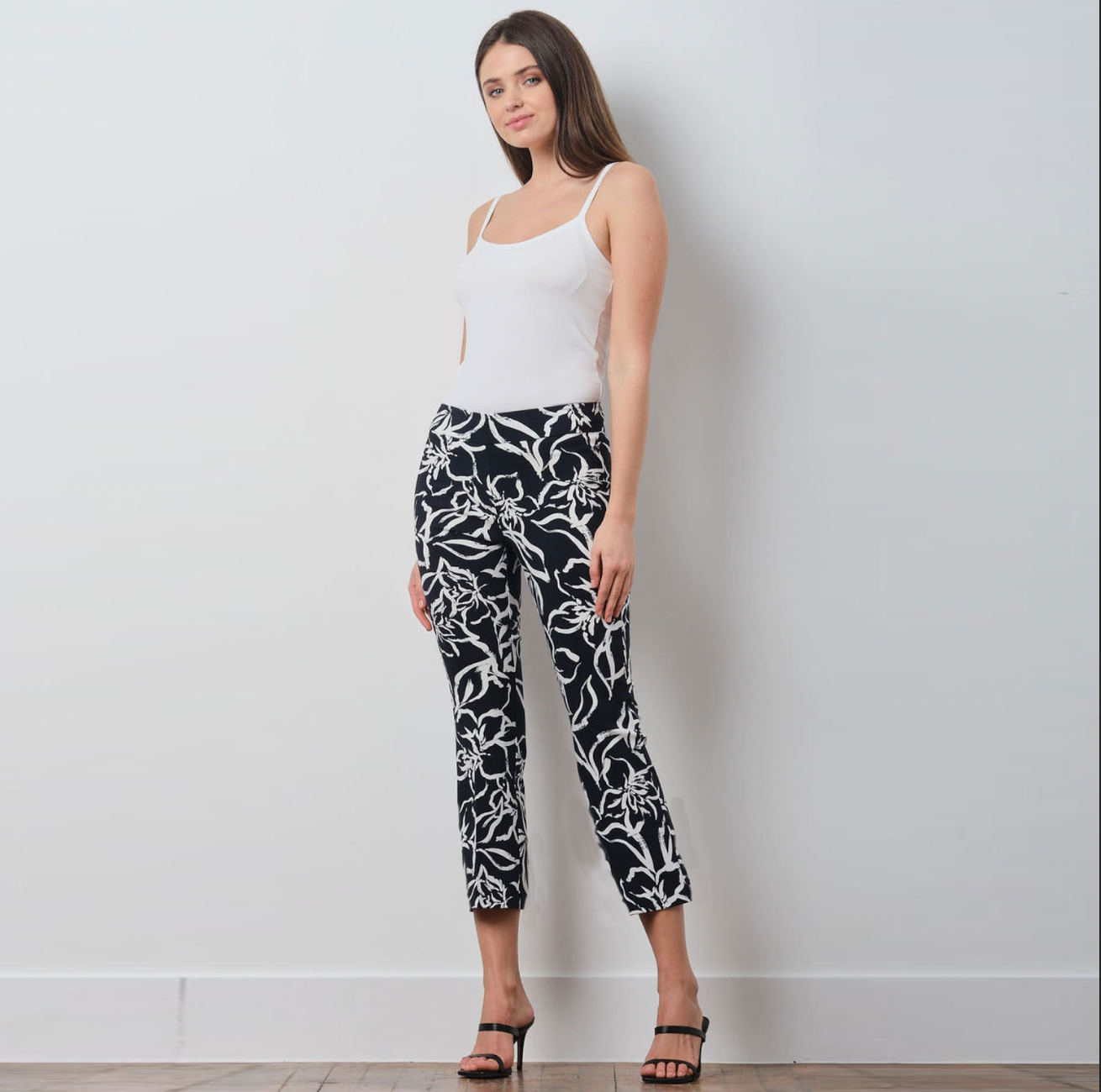 Avenue Montaign Lulu Pants in Plaid –